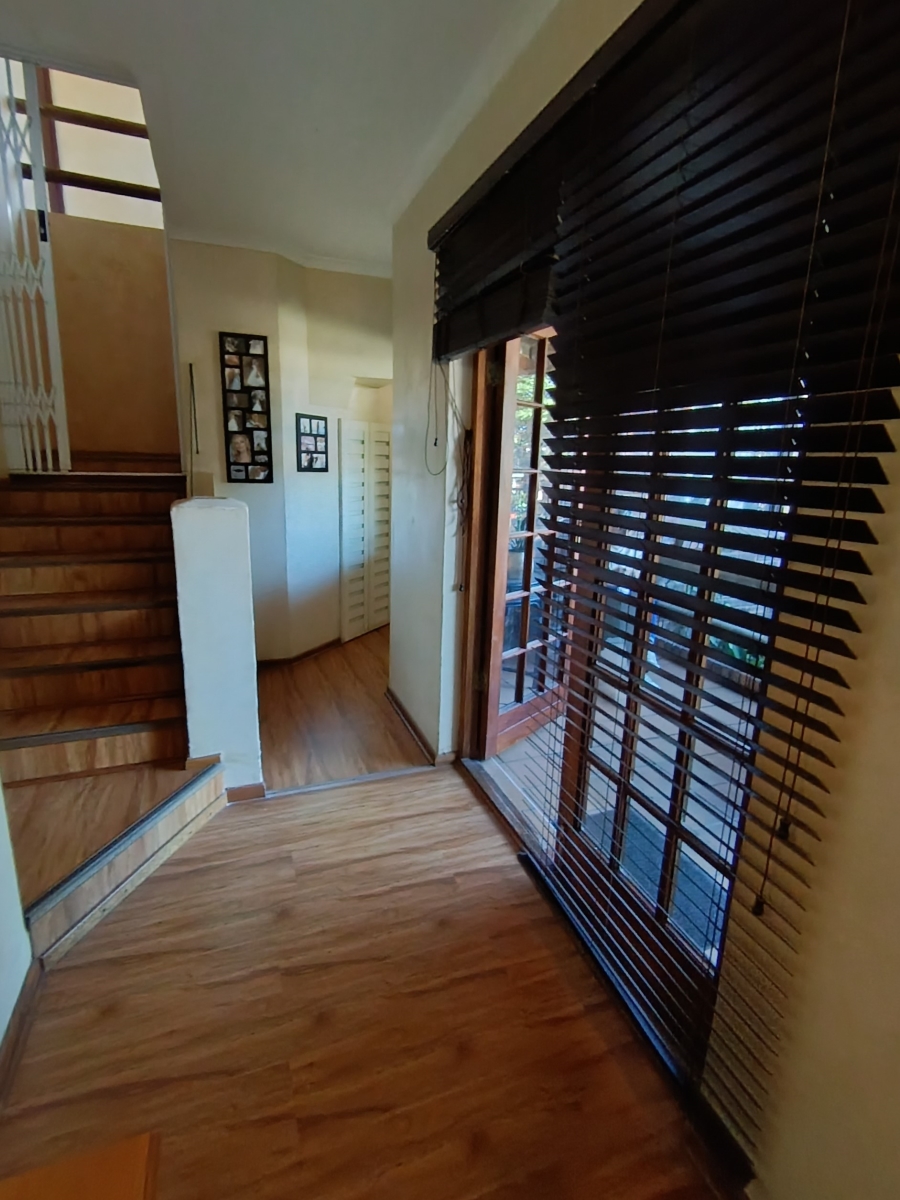 3 Bedroom Property for Sale in Wavecrest Eastern Cape